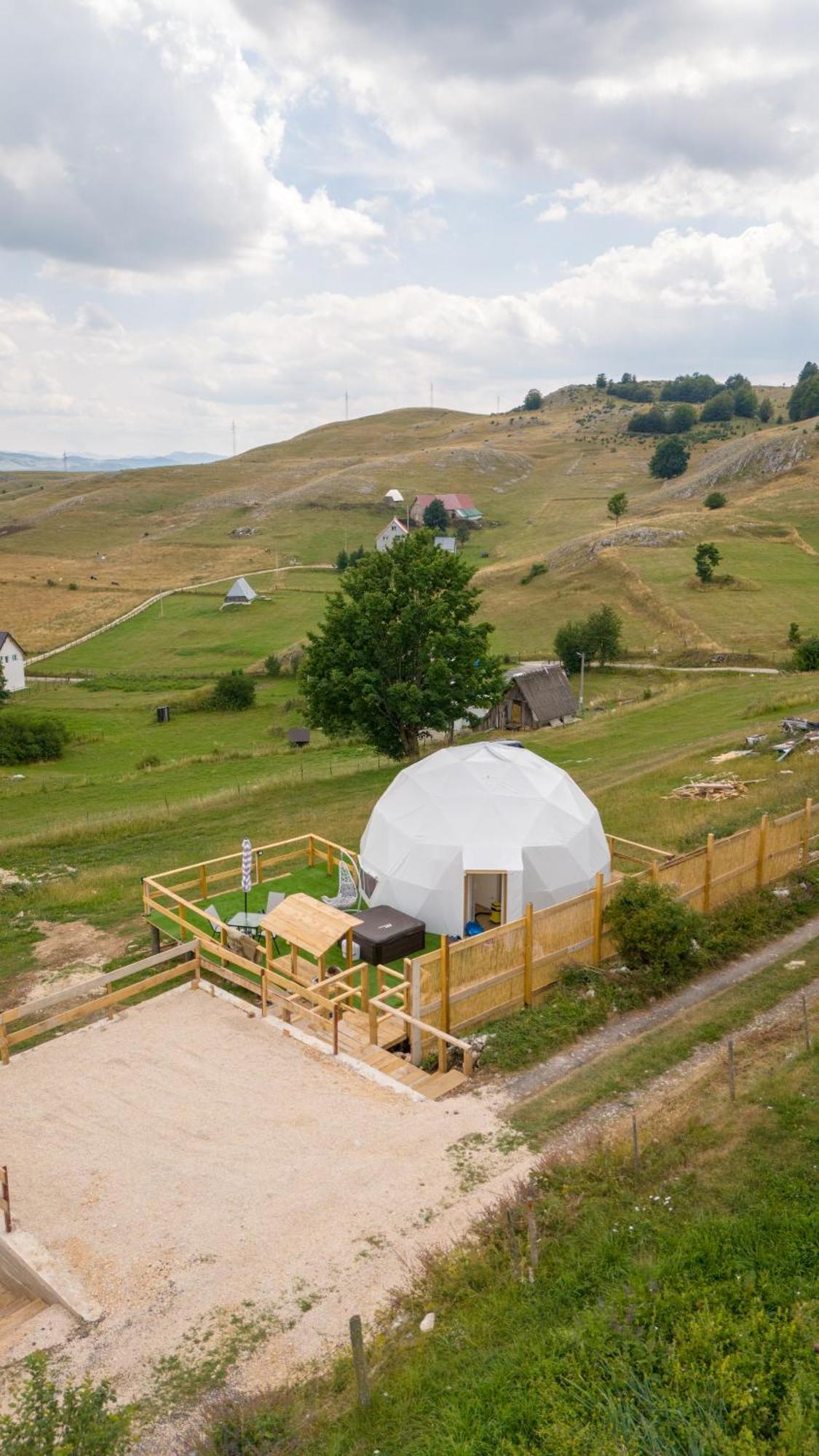Durmitor Glamp Ξενοδοχείο Žabljak Εξωτερικό φωτογραφία